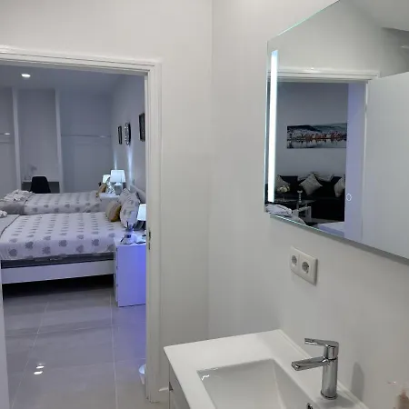 דירה Elegant Spacious Retreat Close To *